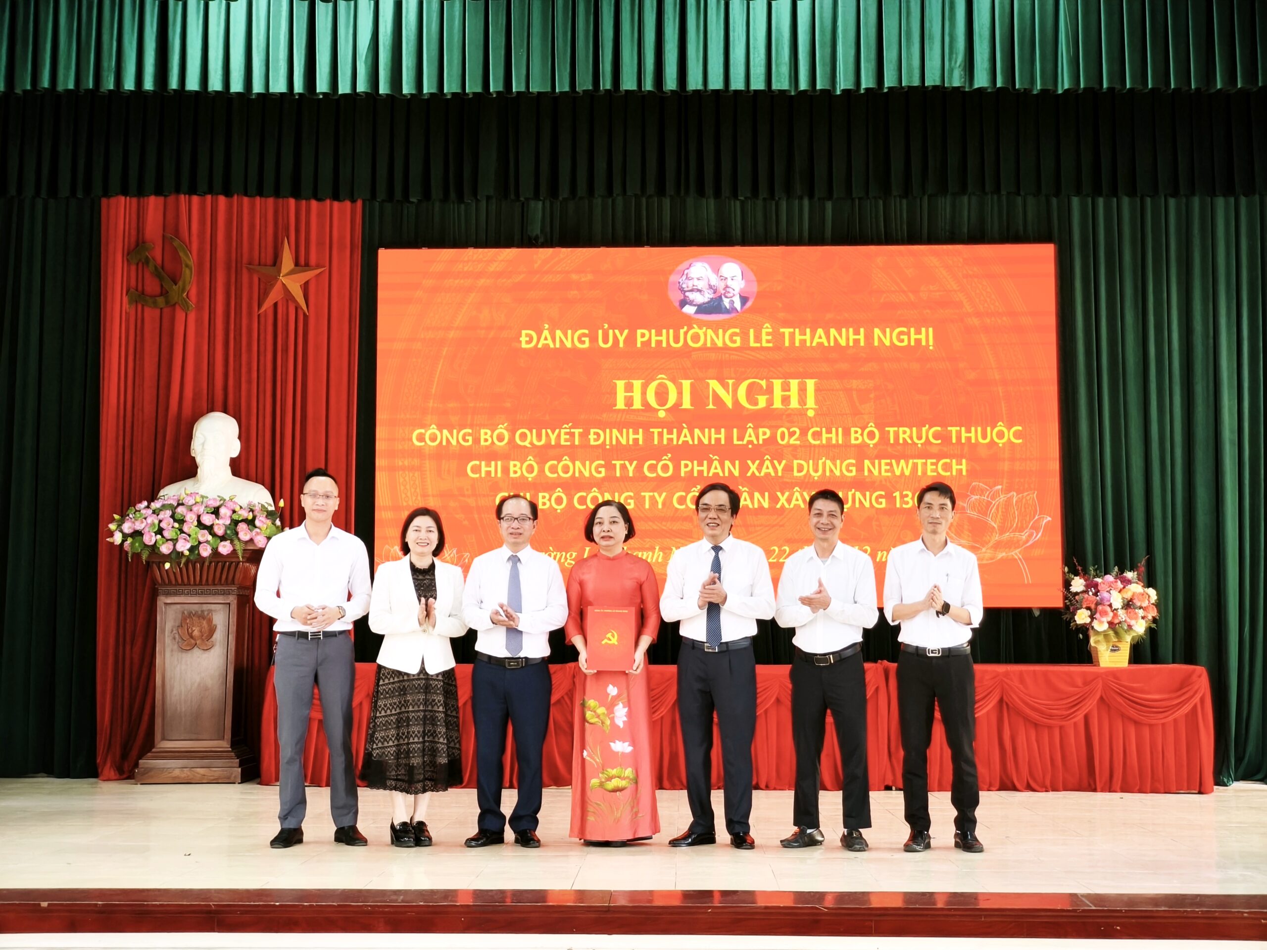 Hội nghị Công bố Quyết định thành lập Chi bộ Đảng Công ty Cổ phần Xây dựng 1369